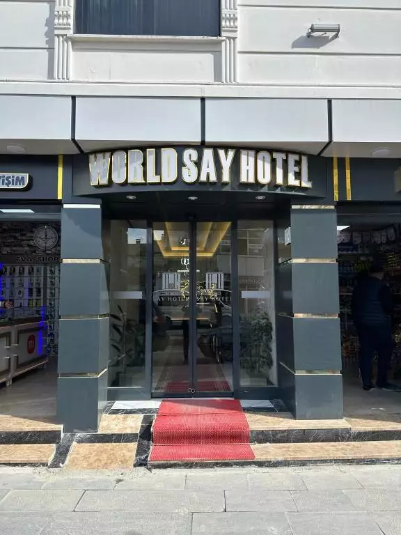 نما هتل سه ستاره ورلد سی
